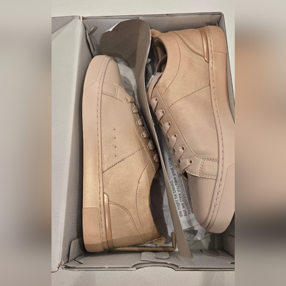 New Aldo Dilathielle Beige Sneakers